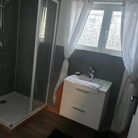 Dans Maison 2 Personnes *